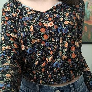 American eagle floral blouse